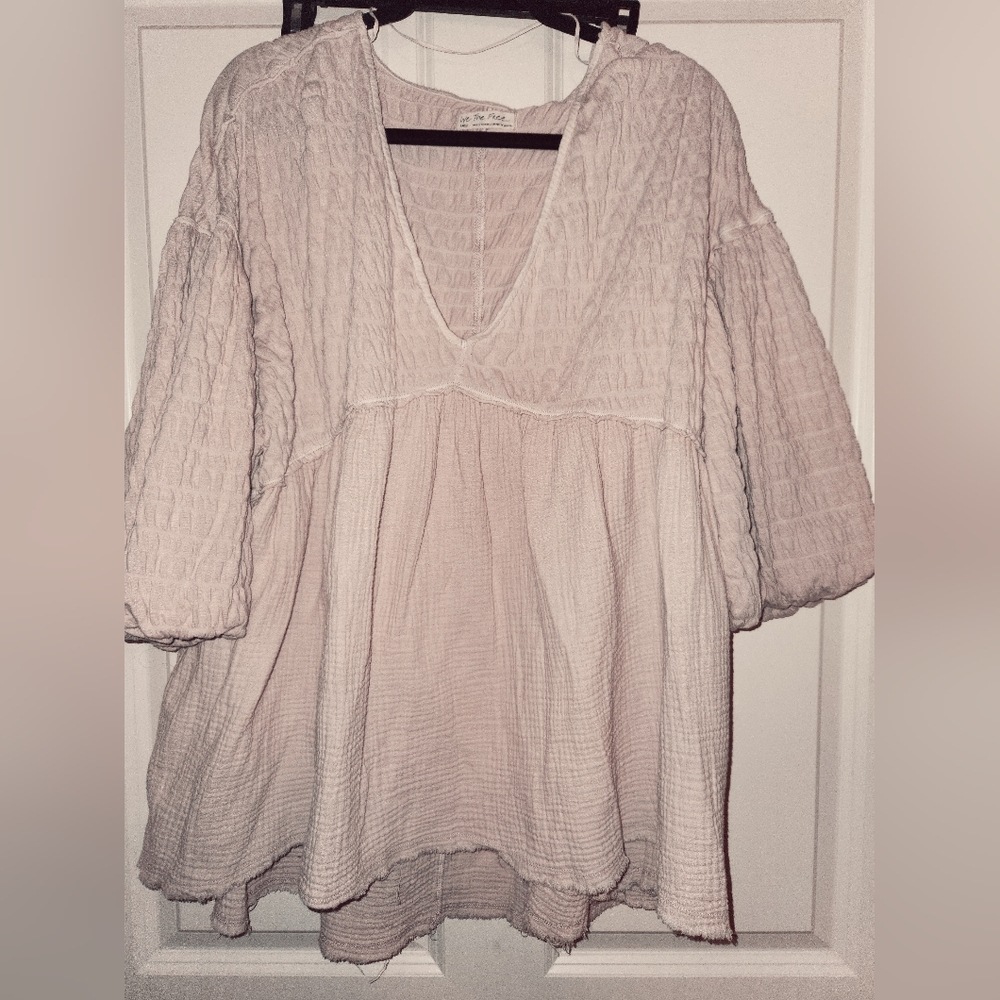 We The Free Light Pink Gauze V-Neck Peasant Blouse